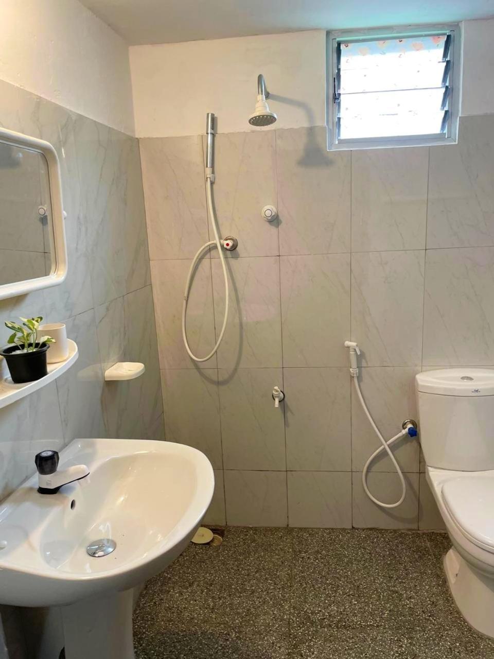 Olivia Homestay Анурадхапура Экстерьер фото